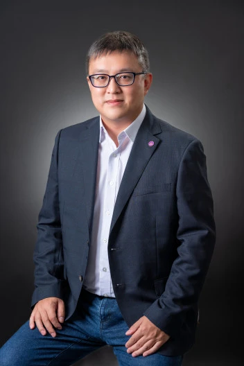 Prof LAU Martin