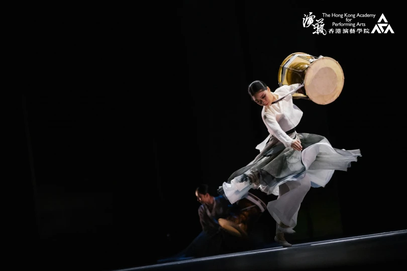 Drum 《鼓．道．行》(Choreographer: Yu Pik-yim, Li Zhangliang)