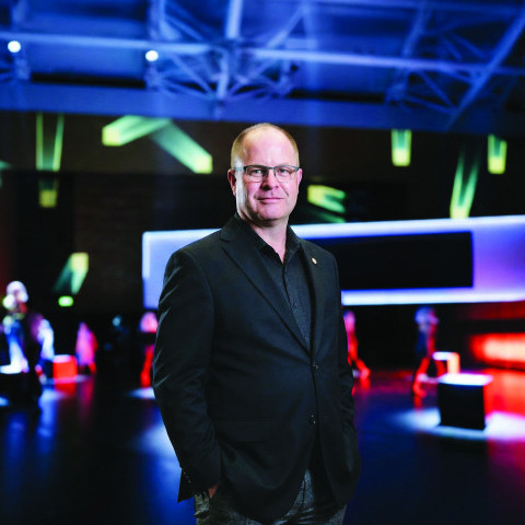 舞台制作人 从幕后到前线领军