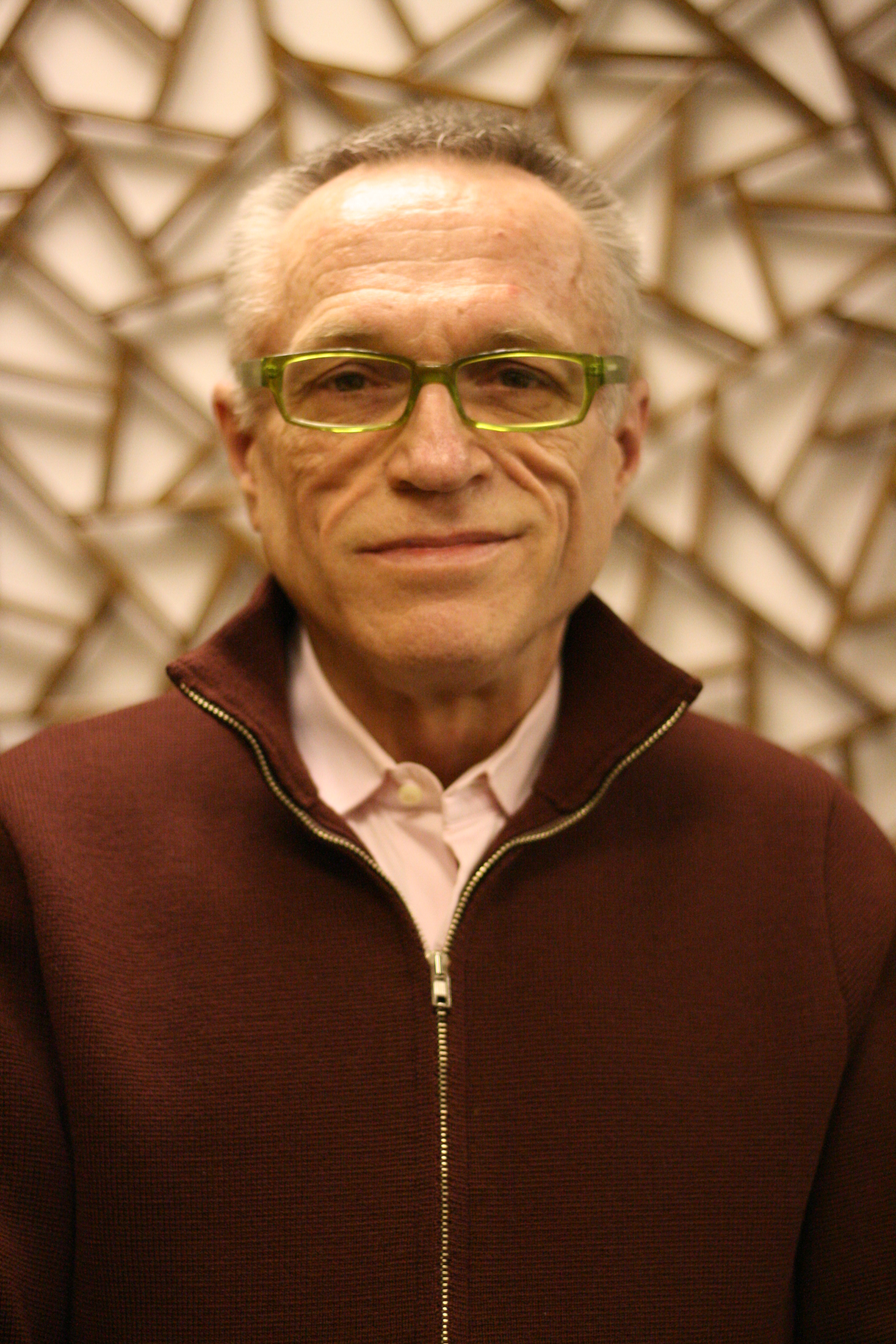 研究生课程中心超过二十五年之职员