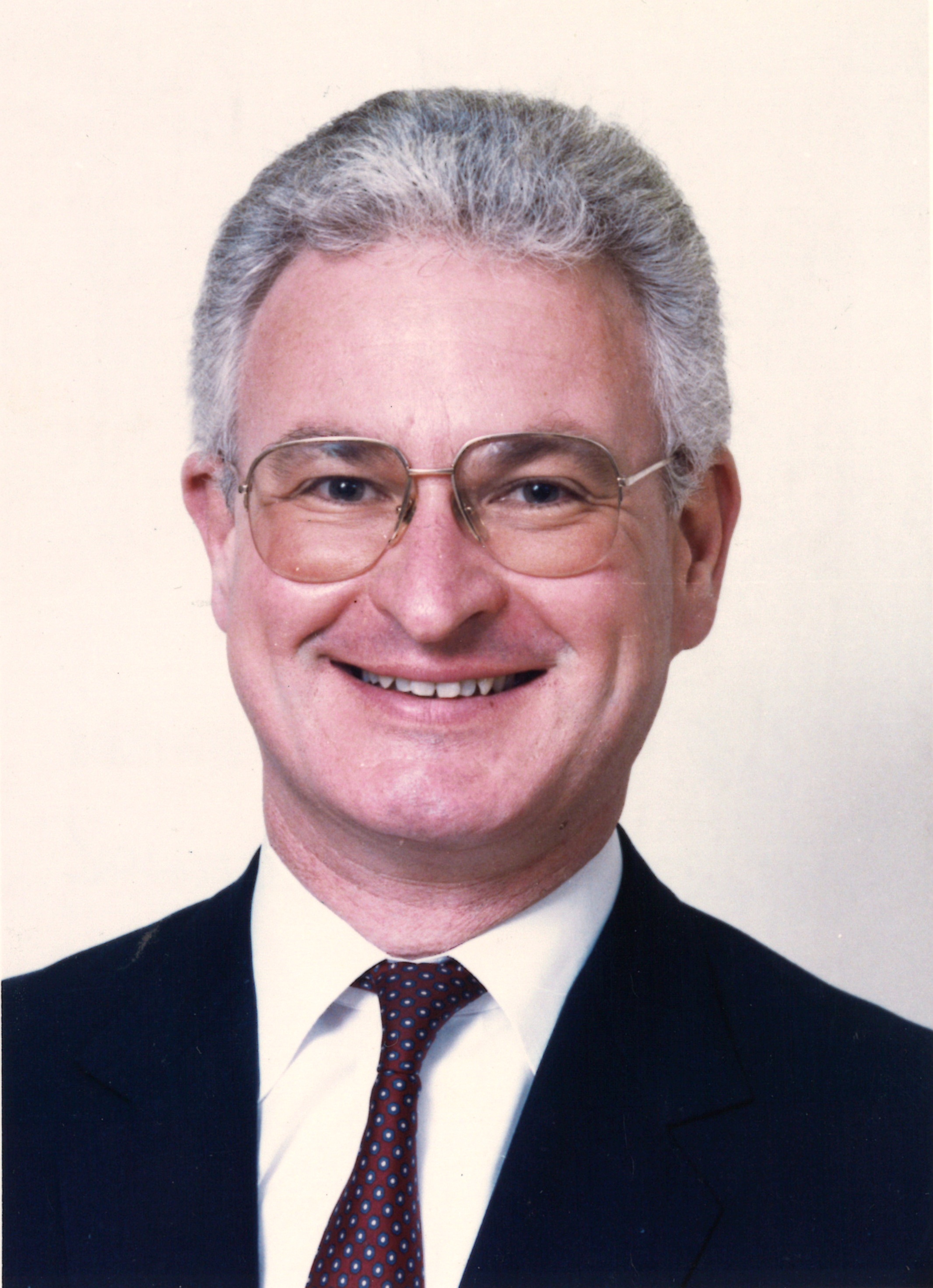Dr Helmut Sohmen