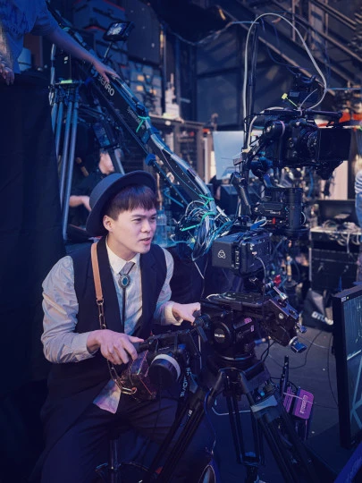 HKAPA “Live in the Moment” Photo Contest Merit Award｜“男生都有一個電影夢” (All Men Dream About Movie) by Rhythm San-on, Leung