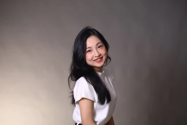 禤芷㼆 (女高音)