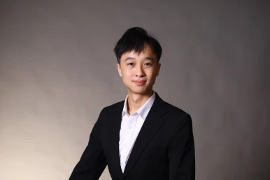 冯俊文 (男中音)