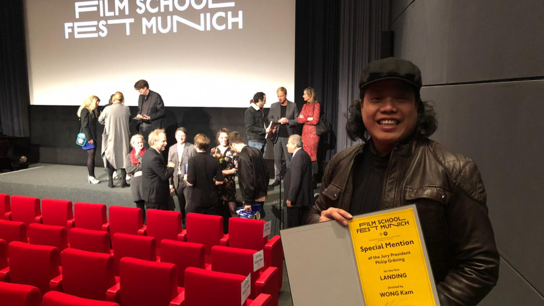 《Landing》 awarded Jury President Special Mention in Germany